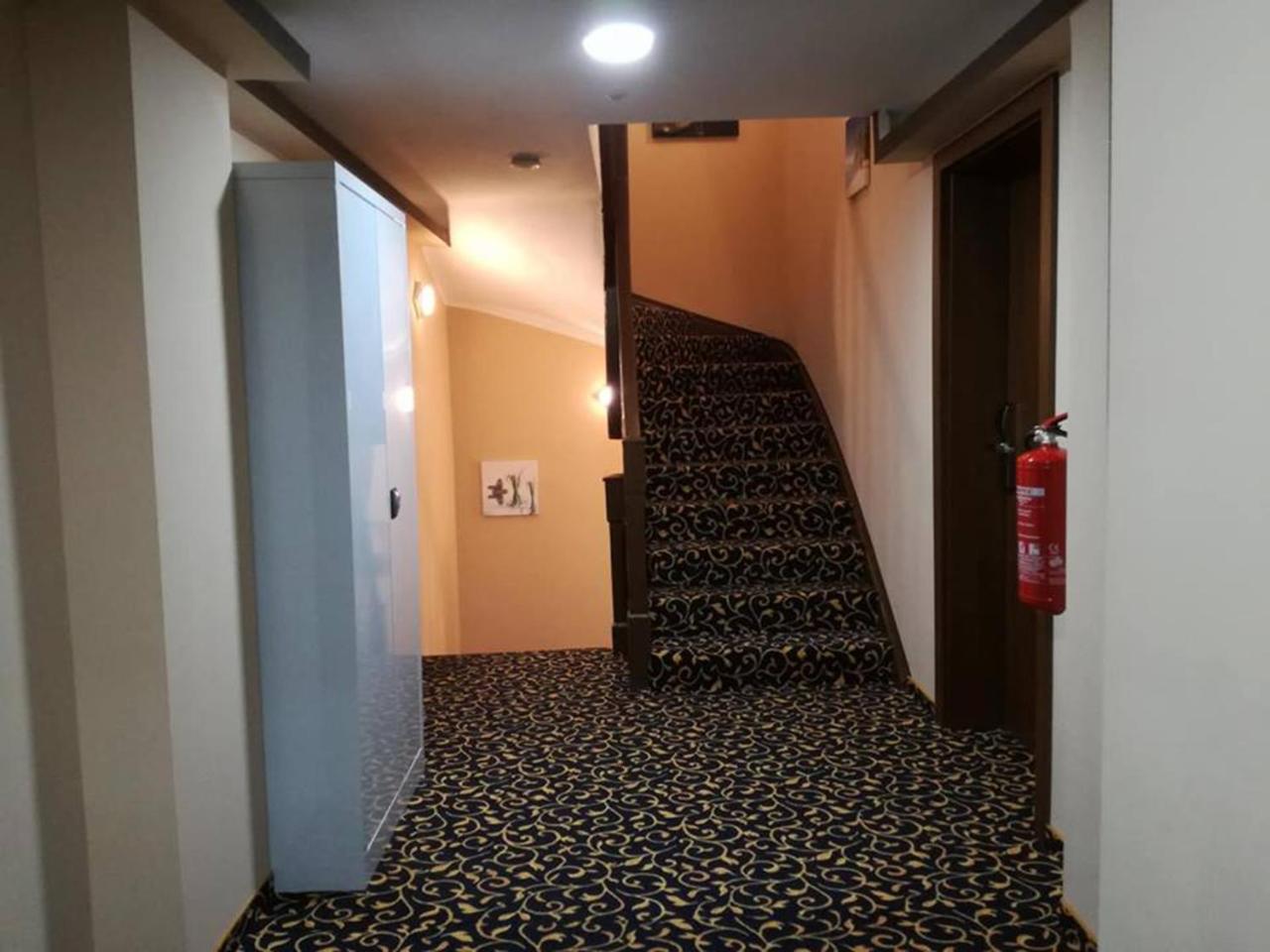 Hotel Zum Weissen Ochsen Aalen Eksteriør bilde