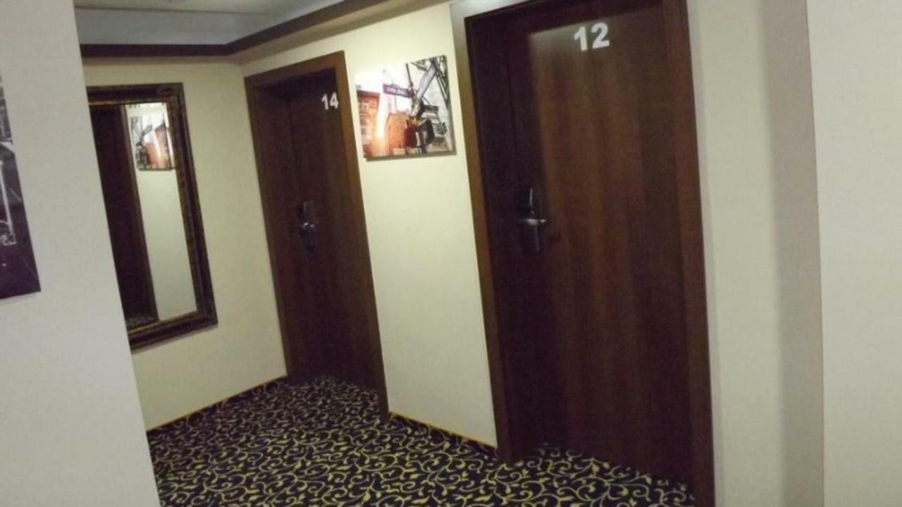 Hotel Zum Weissen Ochsen Aalen Eksteriør bilde
